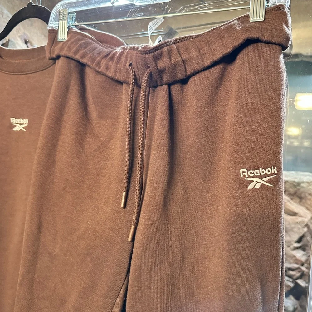 Reebok Chocolate Brown Sweatsuit - Picture 3 of 5